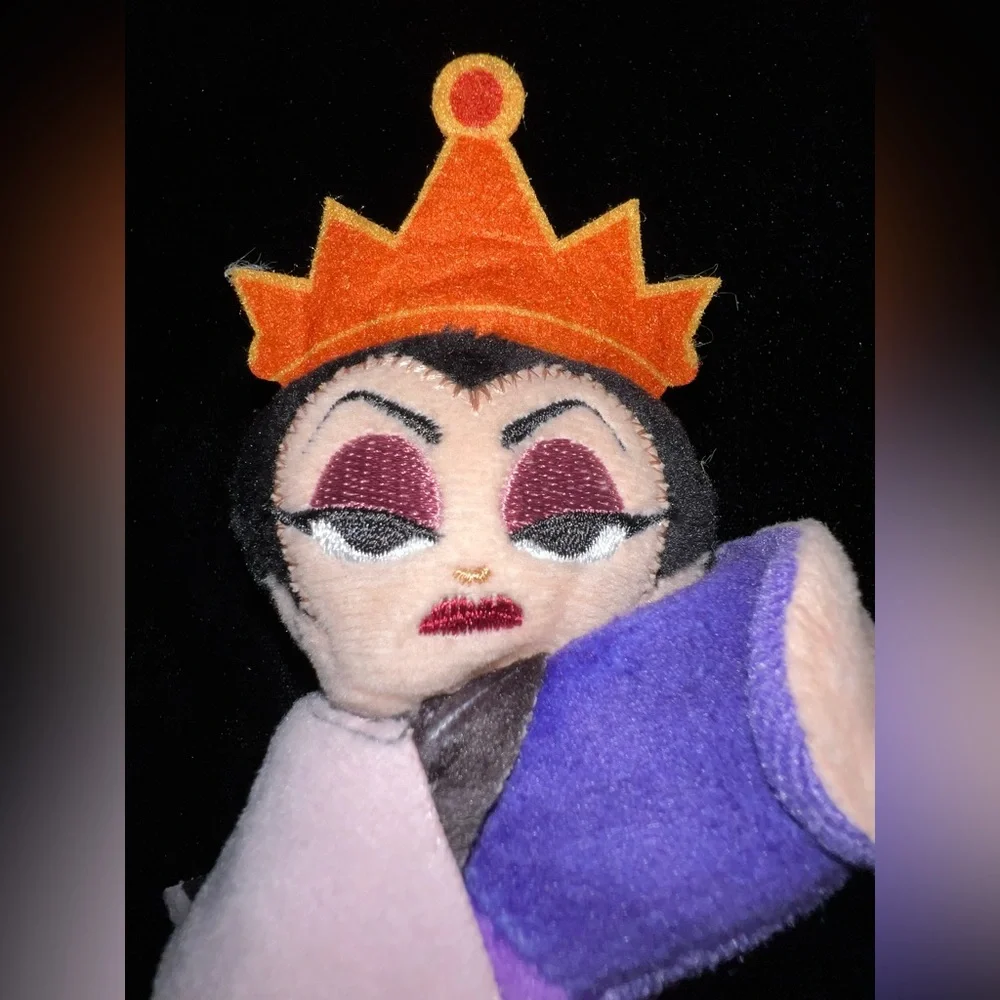 Disney Villains Creepy Cuff Series Evil Queen Plush Slap Bracelet Toy No Box